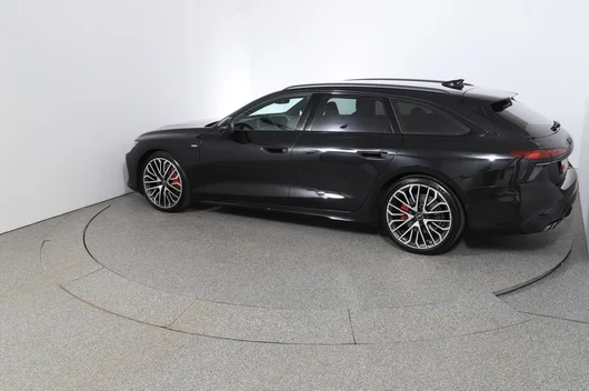 Bild eines Audi A6 Avant quattro TDI 220 kW