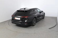 Audi A6 Avant quattro TDI 220 kW in Mythosschwarz Metallic