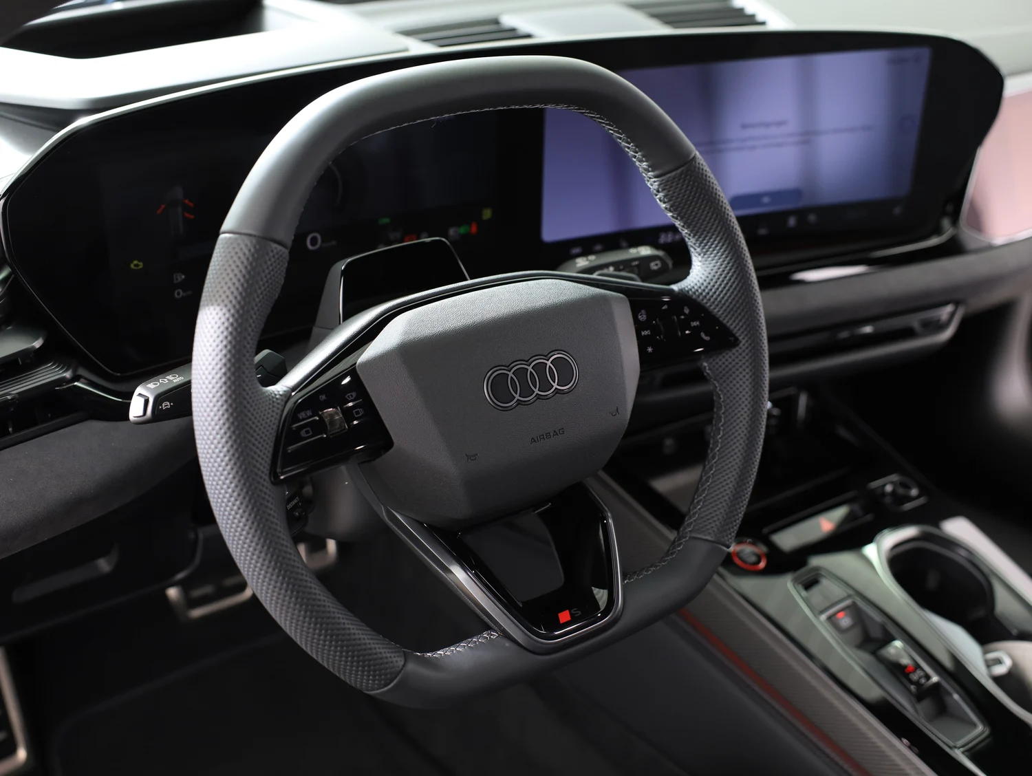 Bild eines Audi A6 Avant quattro TDI 220 kW