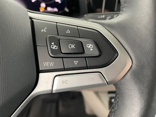 Bild eines VW Multivan Business ÜH TDI