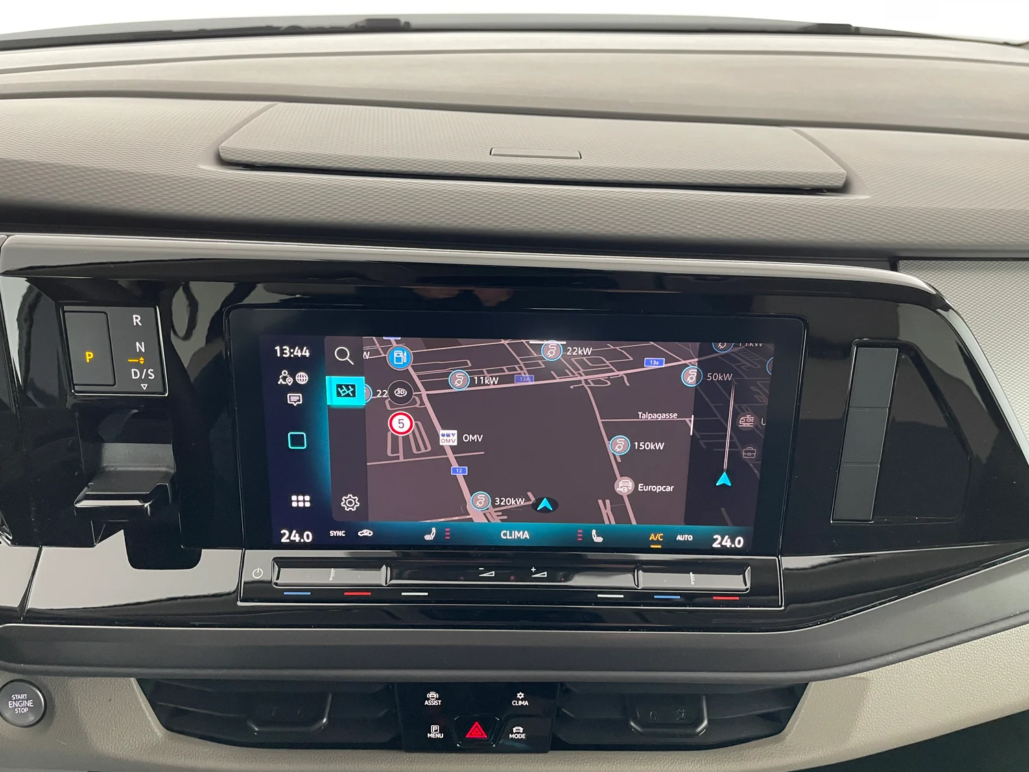 Bild eines VW Multivan Business ÜH TDI