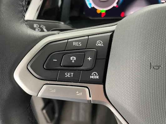 Bild eines VW Multivan Business ÜH TDI
