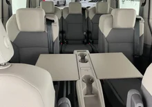 VW Multivan Business ÜH TDI in Starlightblue Metallic