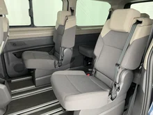 VW Multivan Business ÜH TDI in Starlightblue Metallic