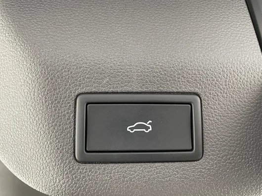 Bild eines VW Multivan Business ÜH TDI
