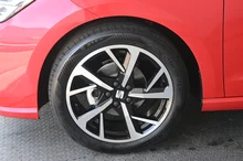 SEAT Ibiza FR Edition 1.0 TSI 95PS in Liminal-Rot