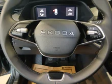 Škoda Octavia Combi Essence TSI in Graphit-Grau Metallic