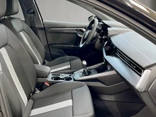 Audi A3 Sportback 30 TFSI in Brillantschwarz
