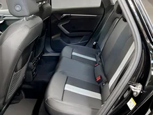 Audi A3 Sportback 30 TFSI in Brillantschwarz
