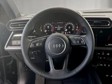 Audi A3 Sportback 30 TFSI in Brillantschwarz