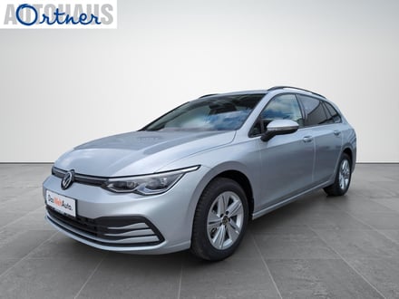 VW Golf Variant Life mHeV DSG