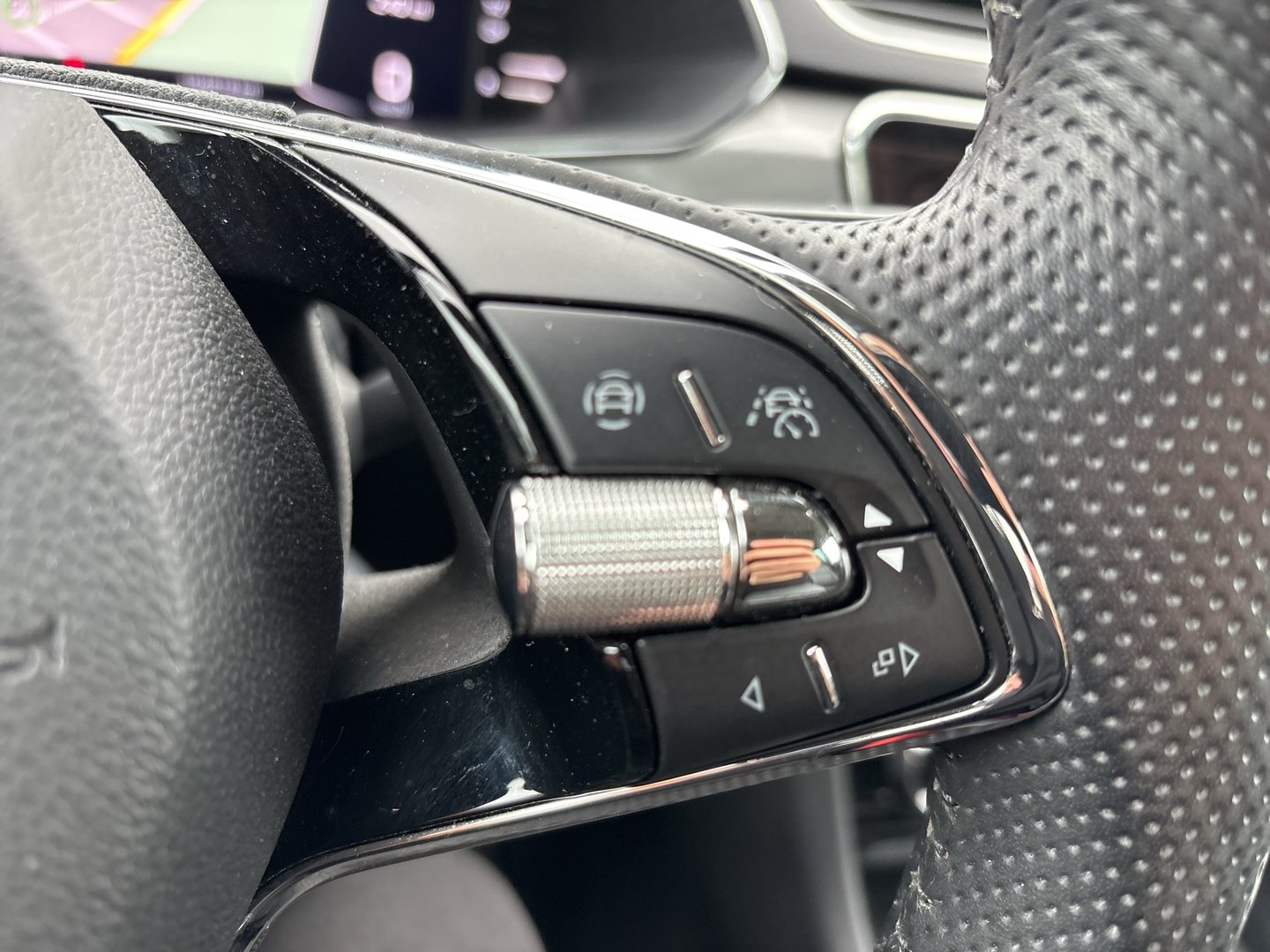 Škoda SUPERB Combi Style TDI | Bild 22 von 24