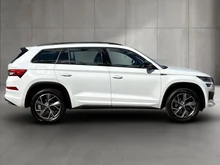 Škoda Kodiaq SPORTLINE TSI ACT DSG in Moon-Weiß Metallic