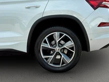 Škoda Kodiaq SPORTLINE TSI ACT DSG in Moon-Weiß Metallic