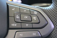 VW Tiguan Sport eTSI DSG in Grenadillschwarz Metallic