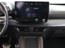 CUPRA Born 77/82 e-Boost 170kW/231PS in Merlot-Rot Metallic