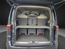 VW Multivan Style ÜH TDI in Starlightblue Metallic