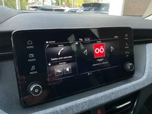 Škoda Kamiq Selection TSI DSG in Graphit-Grau Metallic