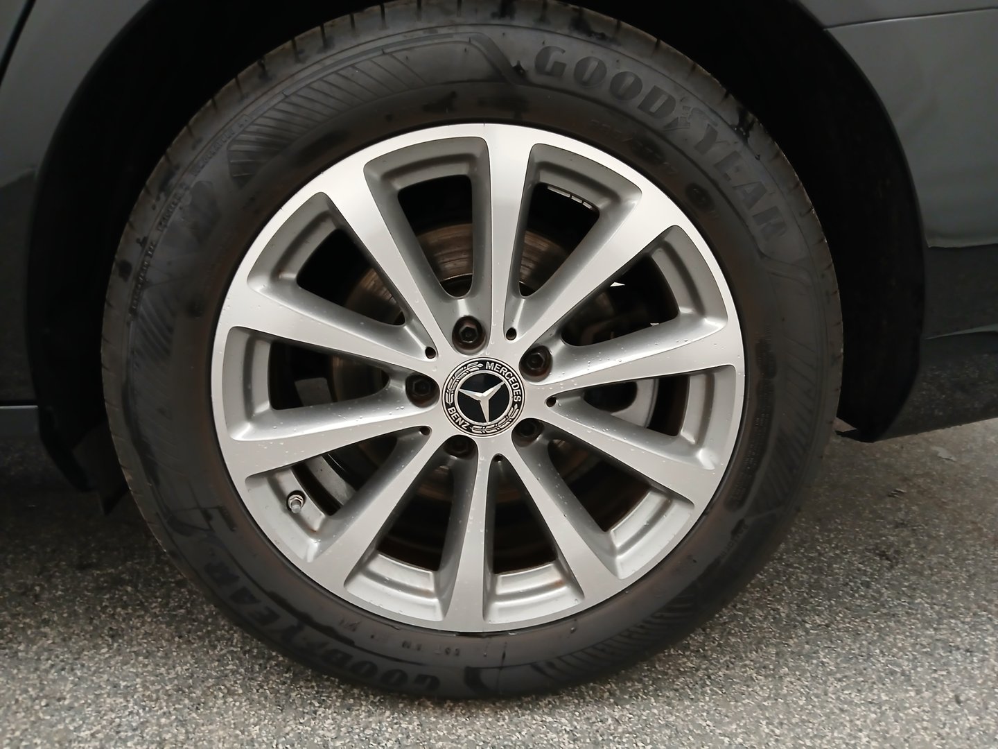 Mercedes E 200 d Austria Edition Aut. | Bild 9 von 30