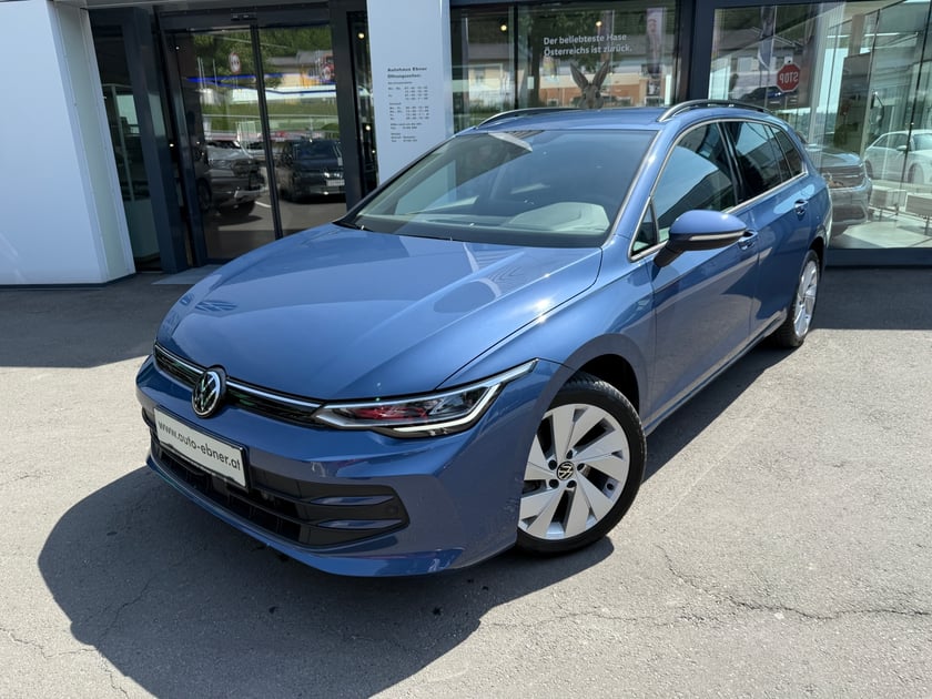 VW Golf Variant Life mHeV DSG