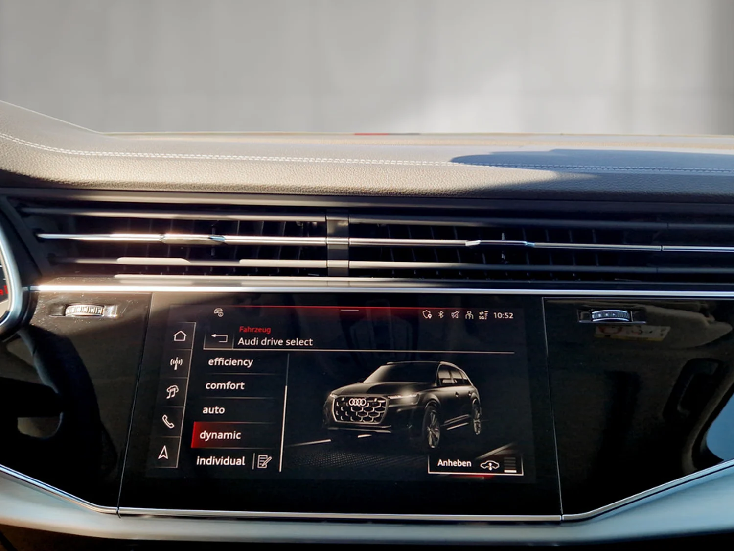 Bild eines Audi Q7 55 TFSI e quattro S line 290 kW