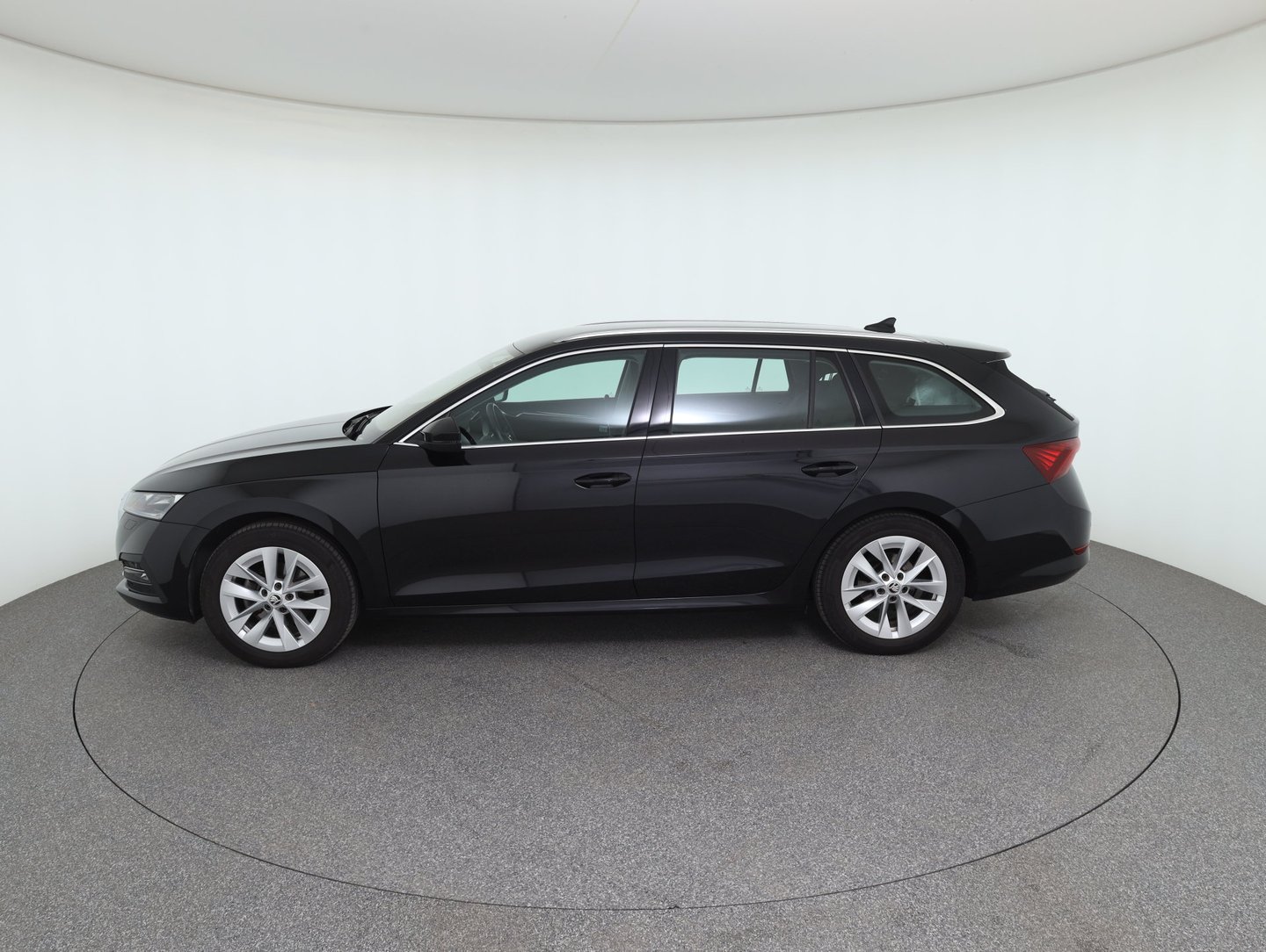 Škoda OCTAVIA Combi Style TDI | Bild 8 von 26