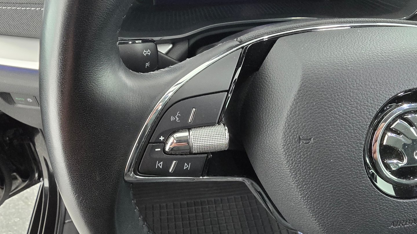 Škoda OCTAVIA Combi Style TDI | Bild 11 von 26
