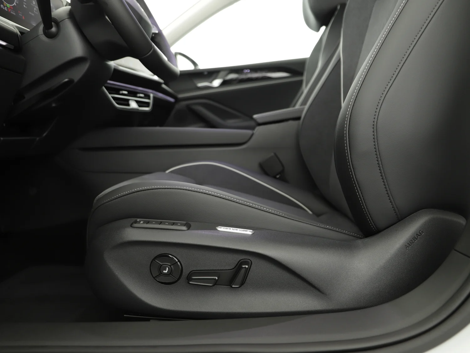 Bild eines VW Passat Variant Business eHybrid 150kW