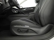 VW Passat Variant Business eHybrid 150kW in Pure White