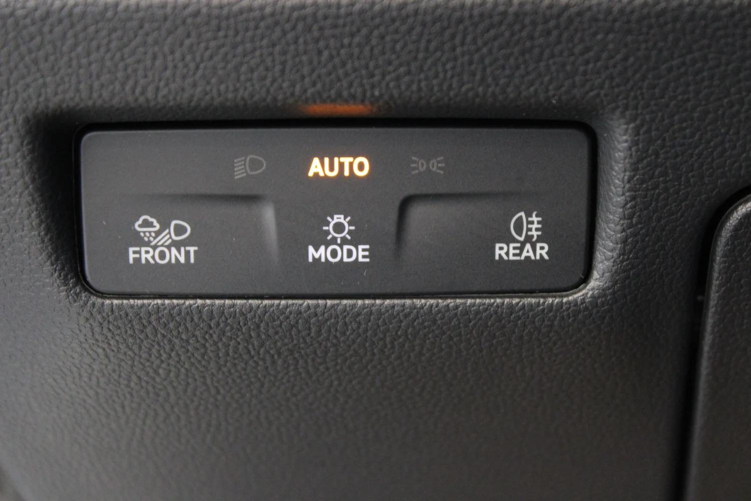 Bild eines VW Passat Variant Business eHybrid 150kW
