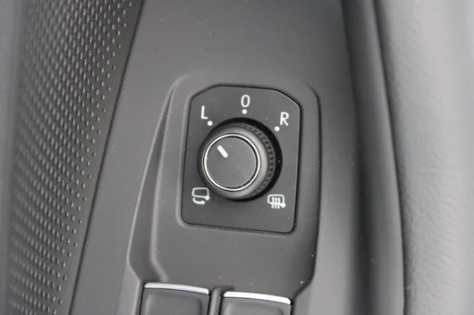 Bild eines VW Passat Variant Business eHybrid 150kW