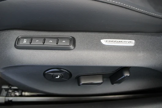 Bild eines VW Passat Variant Business eHybrid 150kW