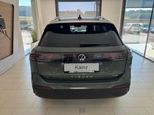 VW Tiguan Friends eTSI DSG in Cipressino-Grün Metallic