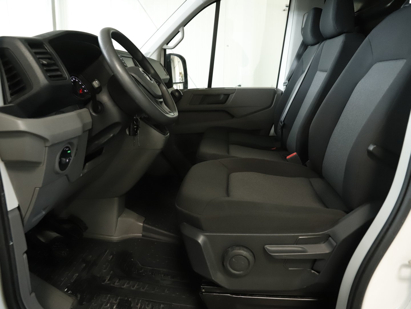 VW Crafter 35 Kastenwagen L3H2 TDI | Bild 9 von 19