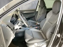 Škoda Karoq Selection TSI in Black-Magic Perleffekt