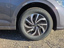 VW Polo 4Me TSI in Rauchgrau Metallic