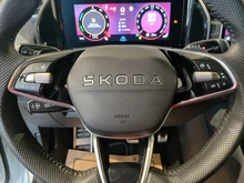 Škoda Kodiaq Sportline iV TSI DSG in Moon-Weiß Metallic