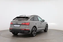 Audi Q5 Sportback 40 TDI quattro S line in quantumgrau