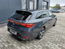 SEAT Leon SP Kombi FR 2.0 TDI DSG 150 PS in Magnet-Grau Metallic