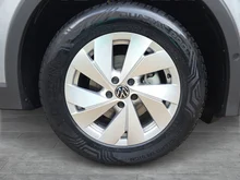 VW Tiguan 4Me eTSI DSG in Oyster Silver Metallic