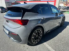 CUPRA Born 58 150kW/204PS in Mondstein-Grau