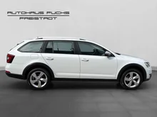 Škoda Octavia Combi 4x4 SCOUT TDI DSG in Moon-Weiß Metallic