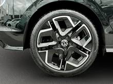 VW Golf Sport TSI in Grenadillschwarz Metallic