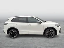 VW Tiguan Sport TDI DSG in Pure White