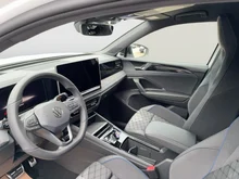 VW Tiguan Sport TDI DSG in Pure White