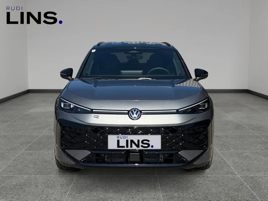 Bild eines T-Roc R-Line eTSI DSG