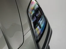 Porsche Panamera 4 E-Hybrid in AVENTURINGRÜNMETALLIC