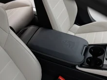 Porsche Panamera 4 E-Hybrid in AVENTURINGRÜNMETALLIC