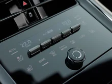 Porsche Panamera 4 E-Hybrid in AVENTURINGRÜNMETALLIC