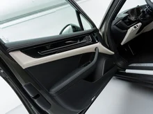 Porsche Panamera 4 E-Hybrid in AVENTURINGRÜNMETALLIC